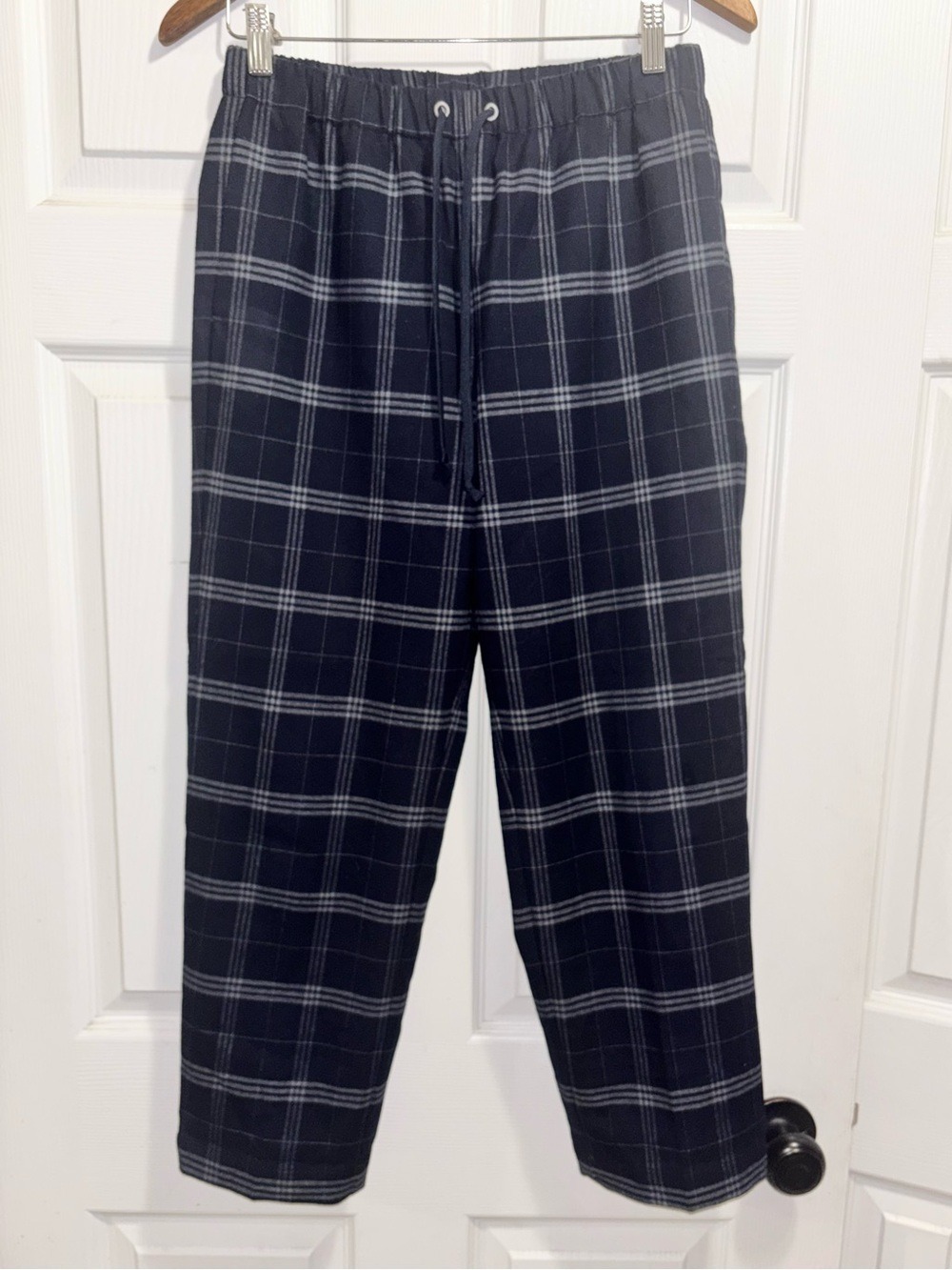 Aritzia The Group by Babaton Jimmy Pants Navy Blue Plaid Elastic Waist Sz Small